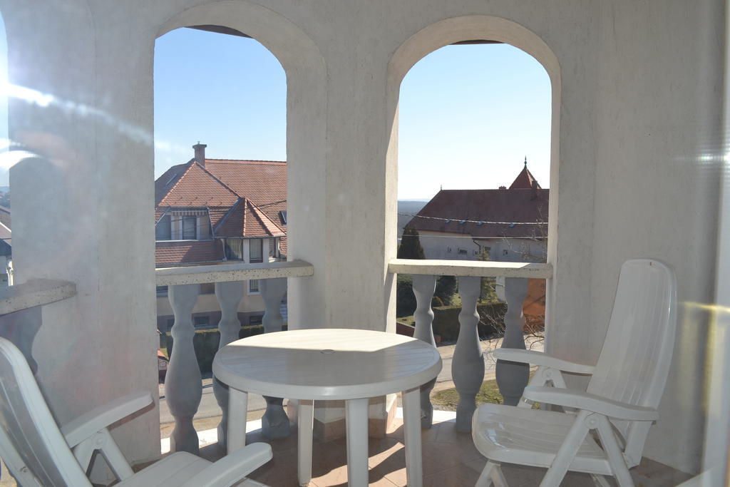 Villa Nova Hévíz Værelse billede